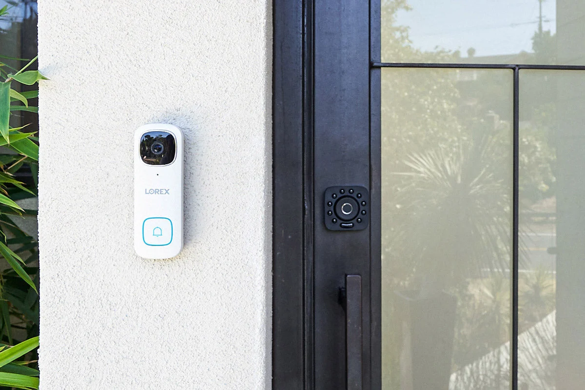 Lorex 2K Wi-Fi Video Doorbell (Wired, 32GB, Open Box) - Image 6