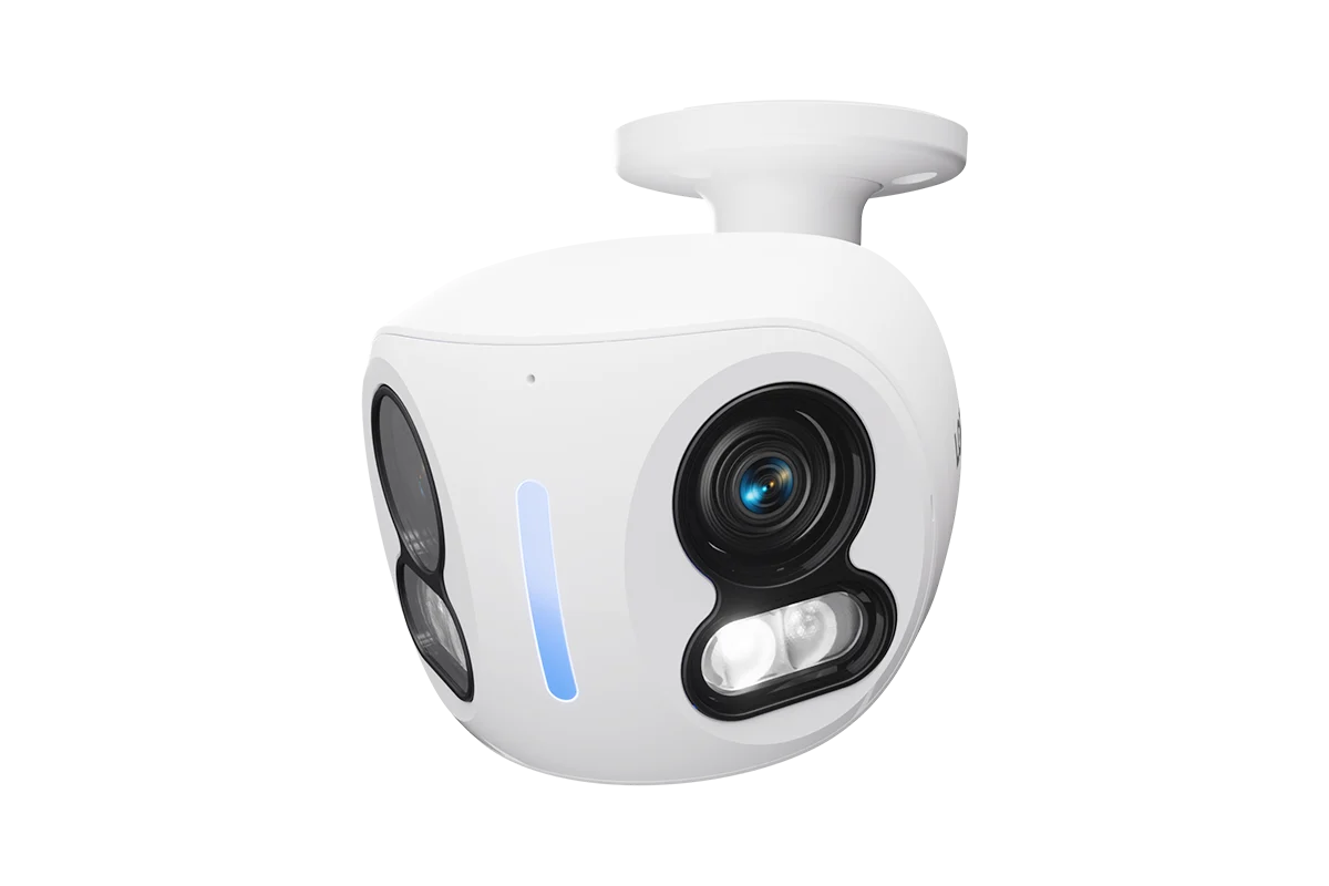 Lorex Classic 4K Dual-Lens IP Camera with Smart Lighting & Motion Detection